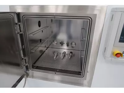 Ultrahochvakuum-Trockenreinigungsanlage mit RGA.jpg